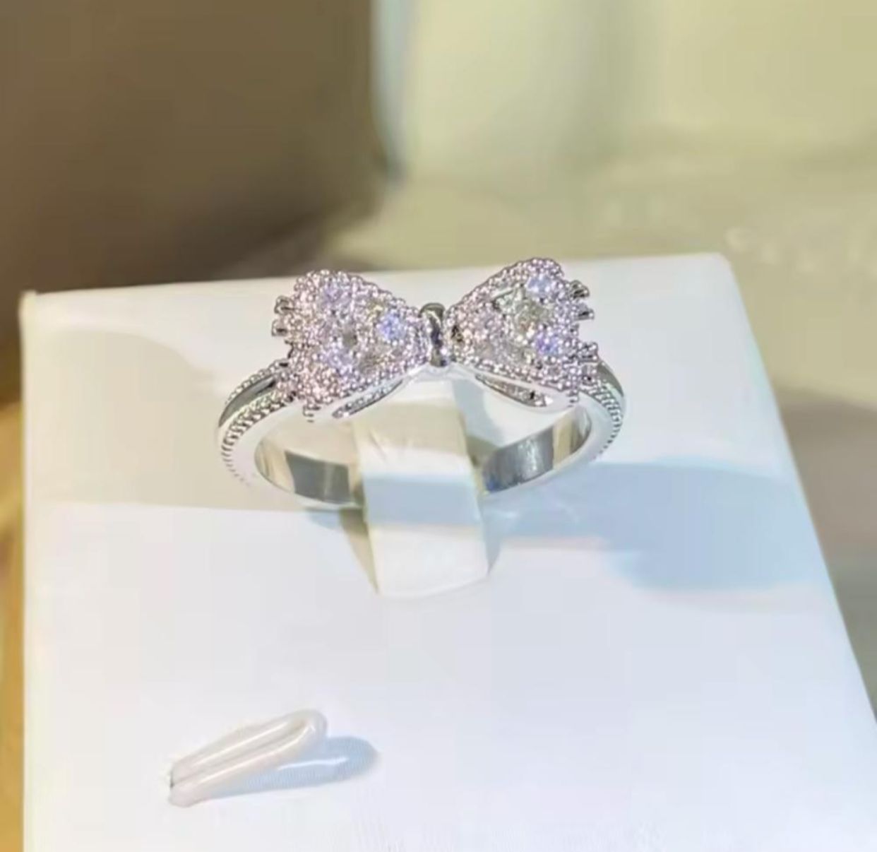 Elegance Bow Ring